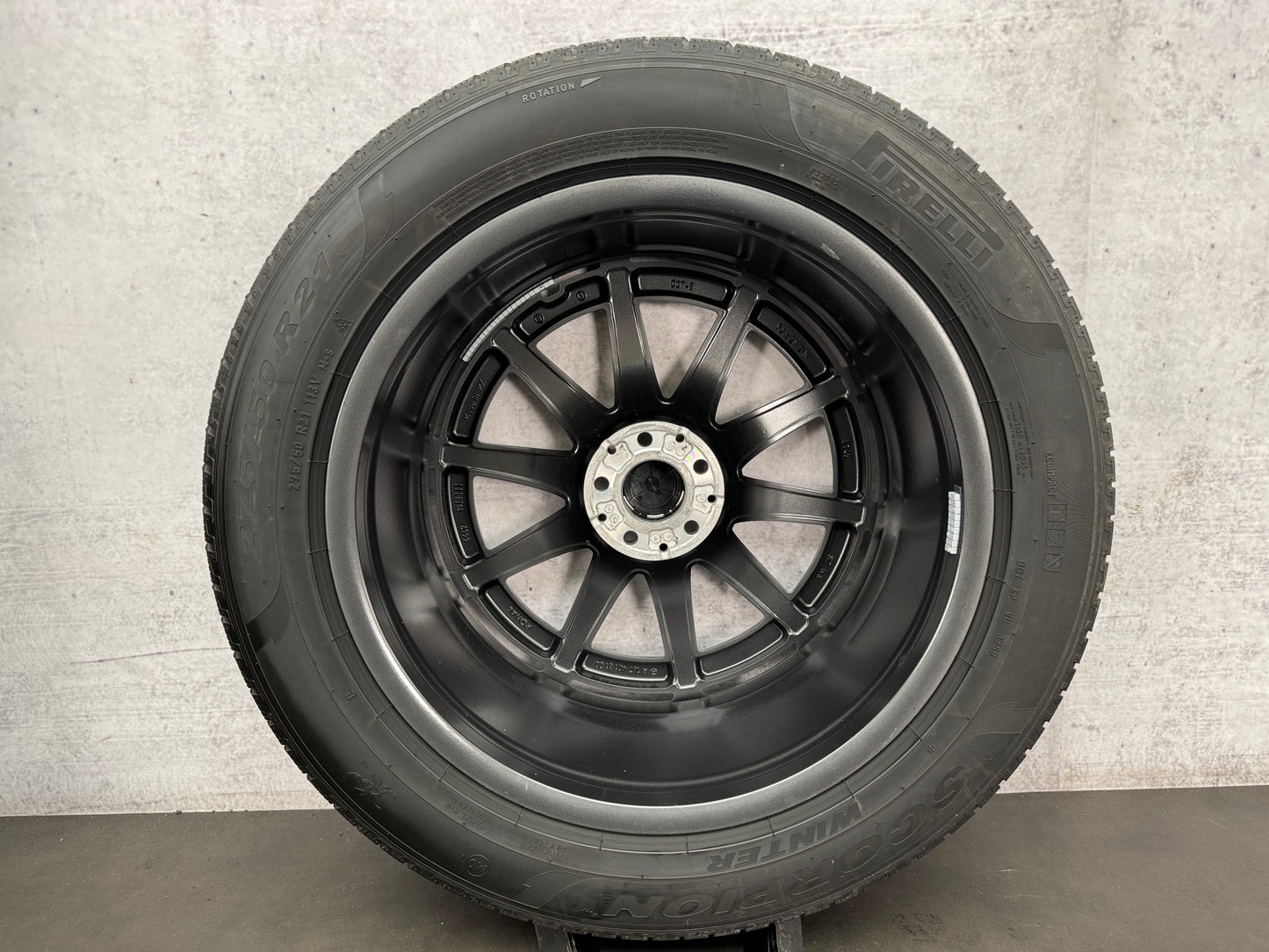 011881