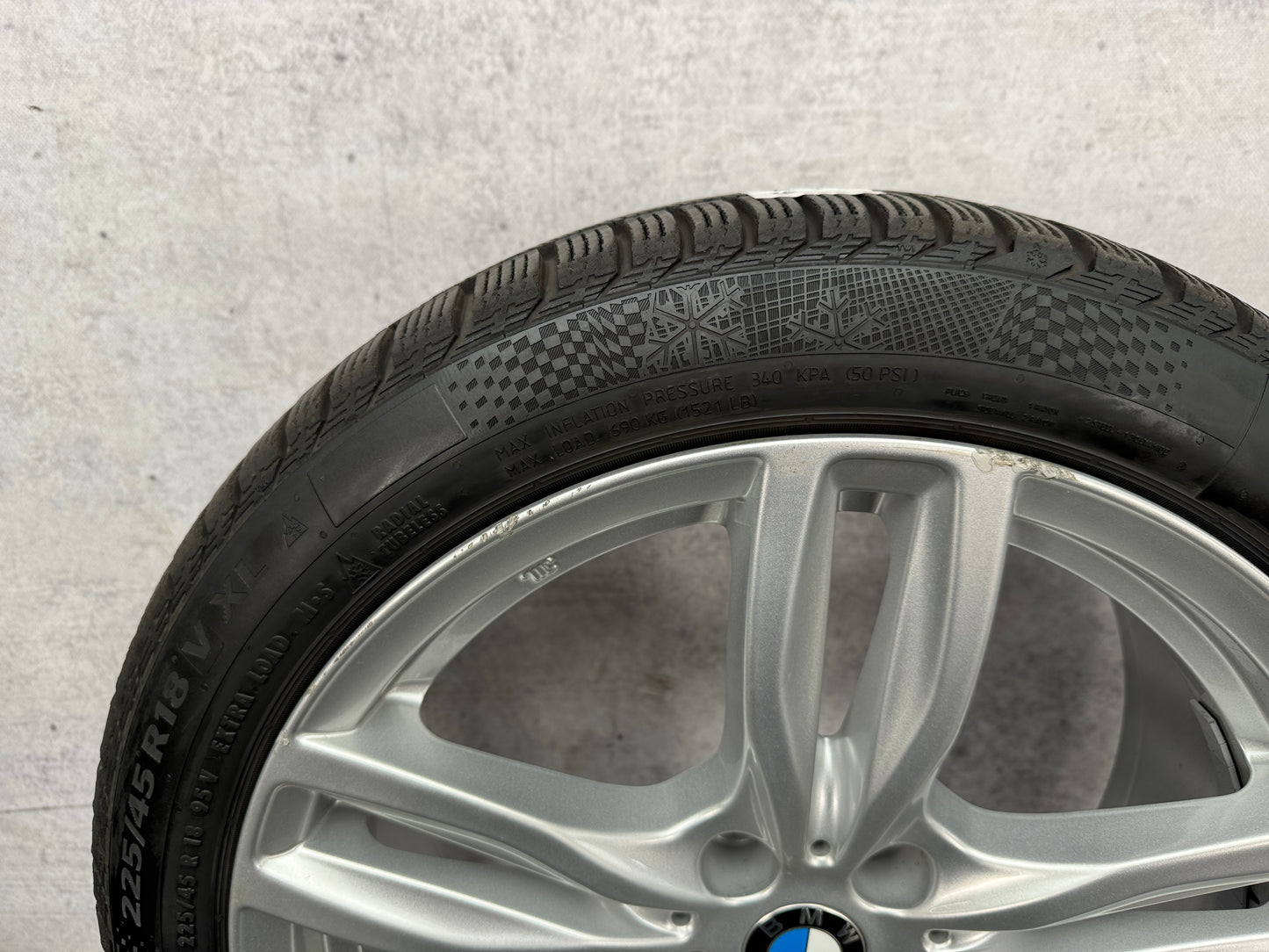 011655