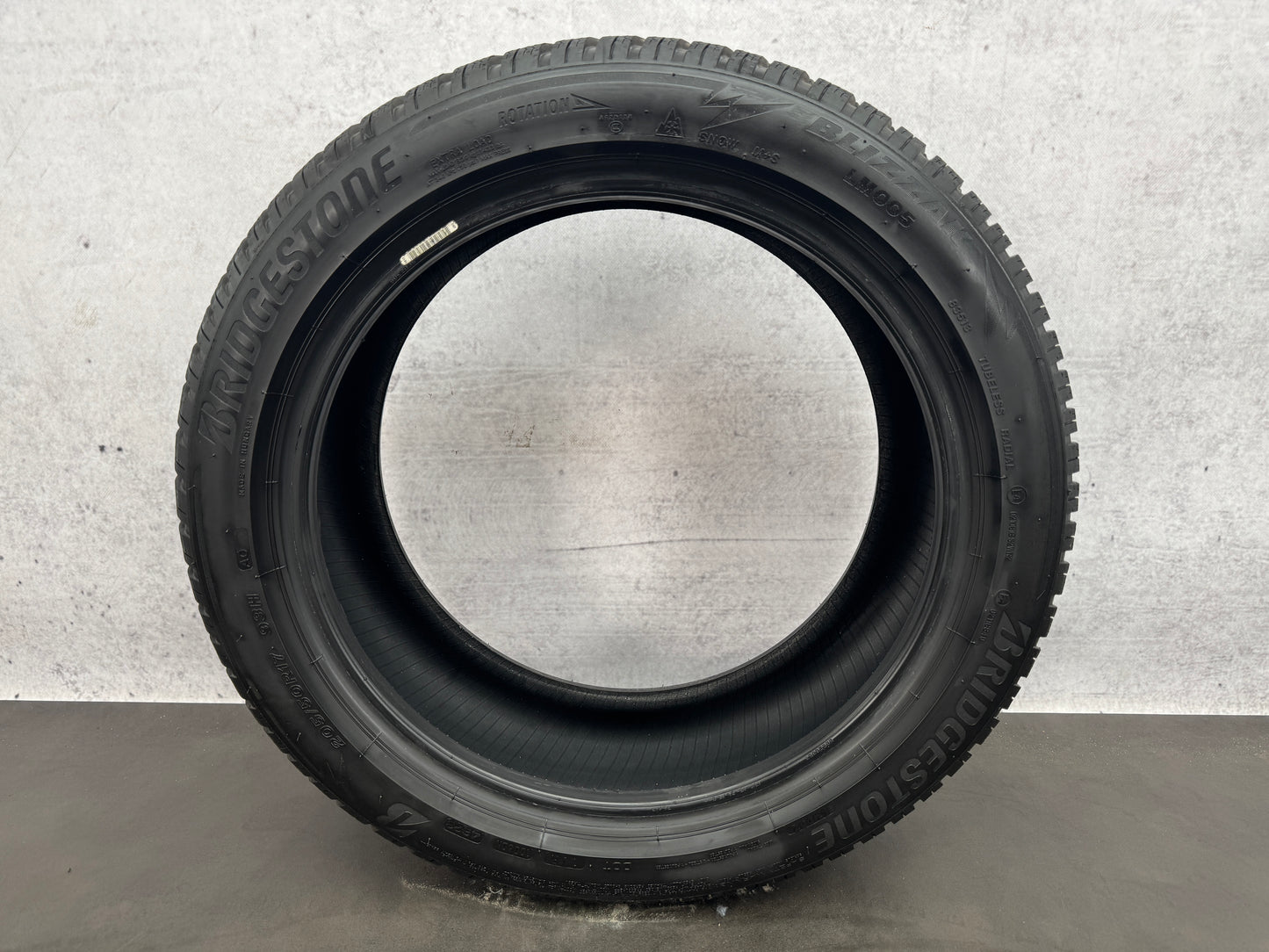 009978