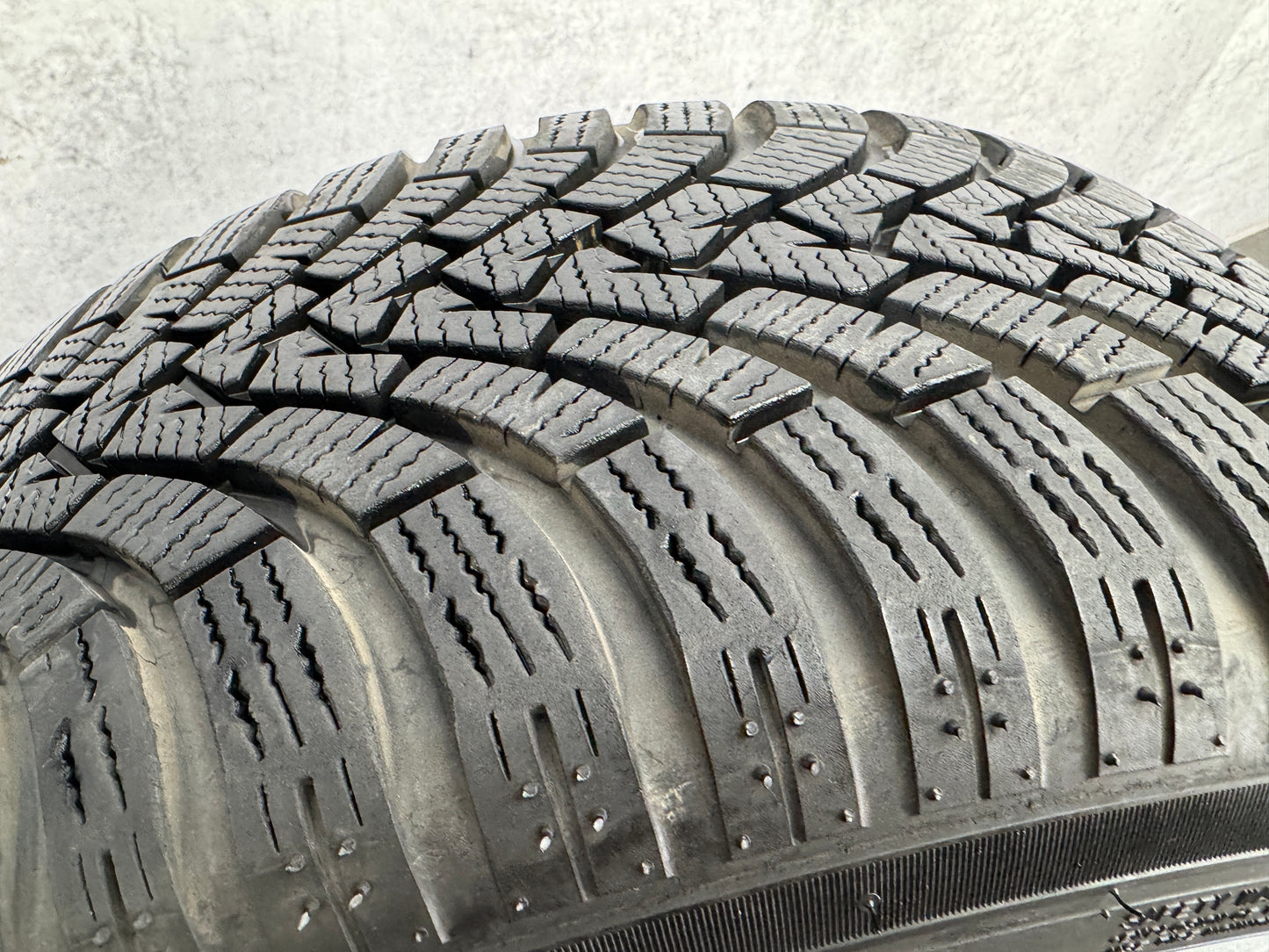 012131