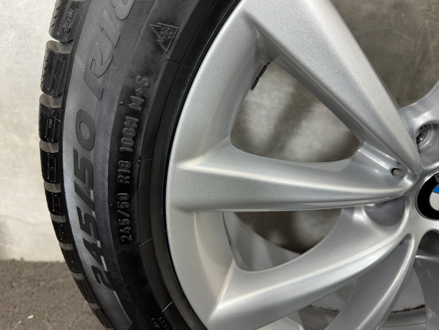008326