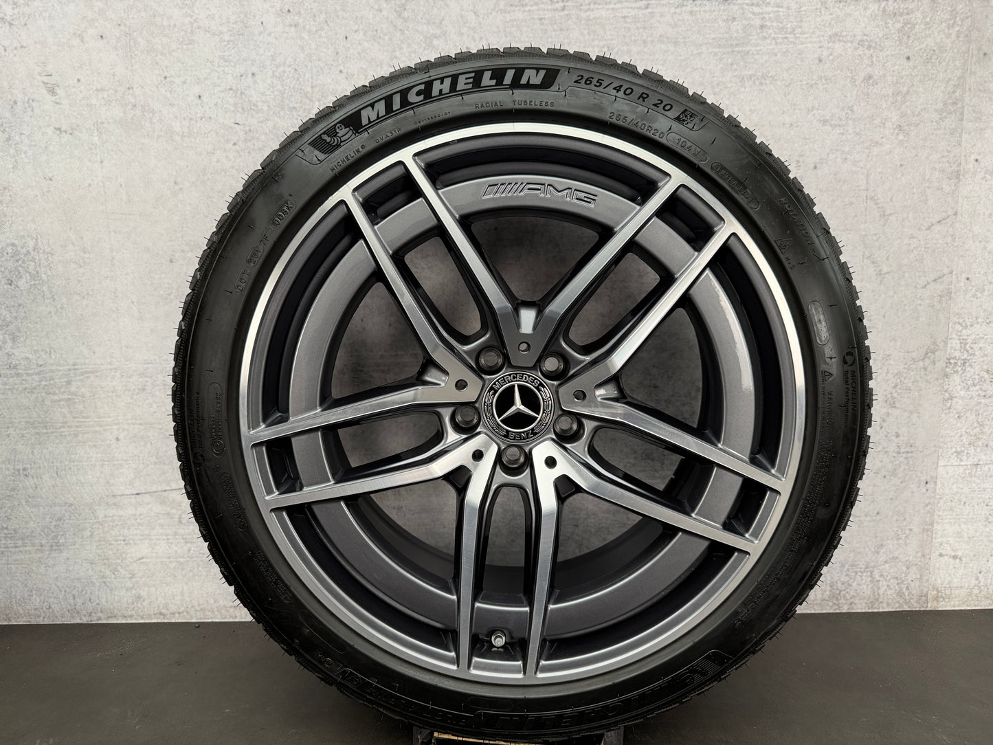 011798