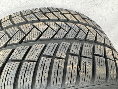 010552