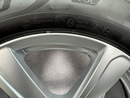 010581