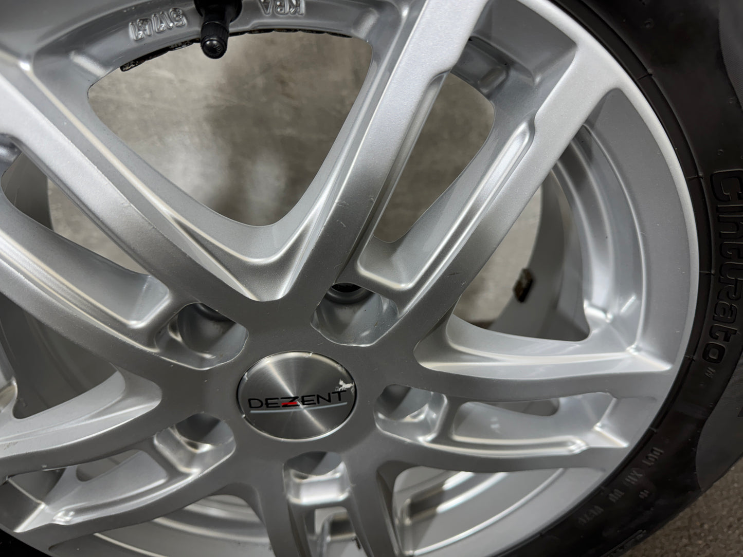 008268