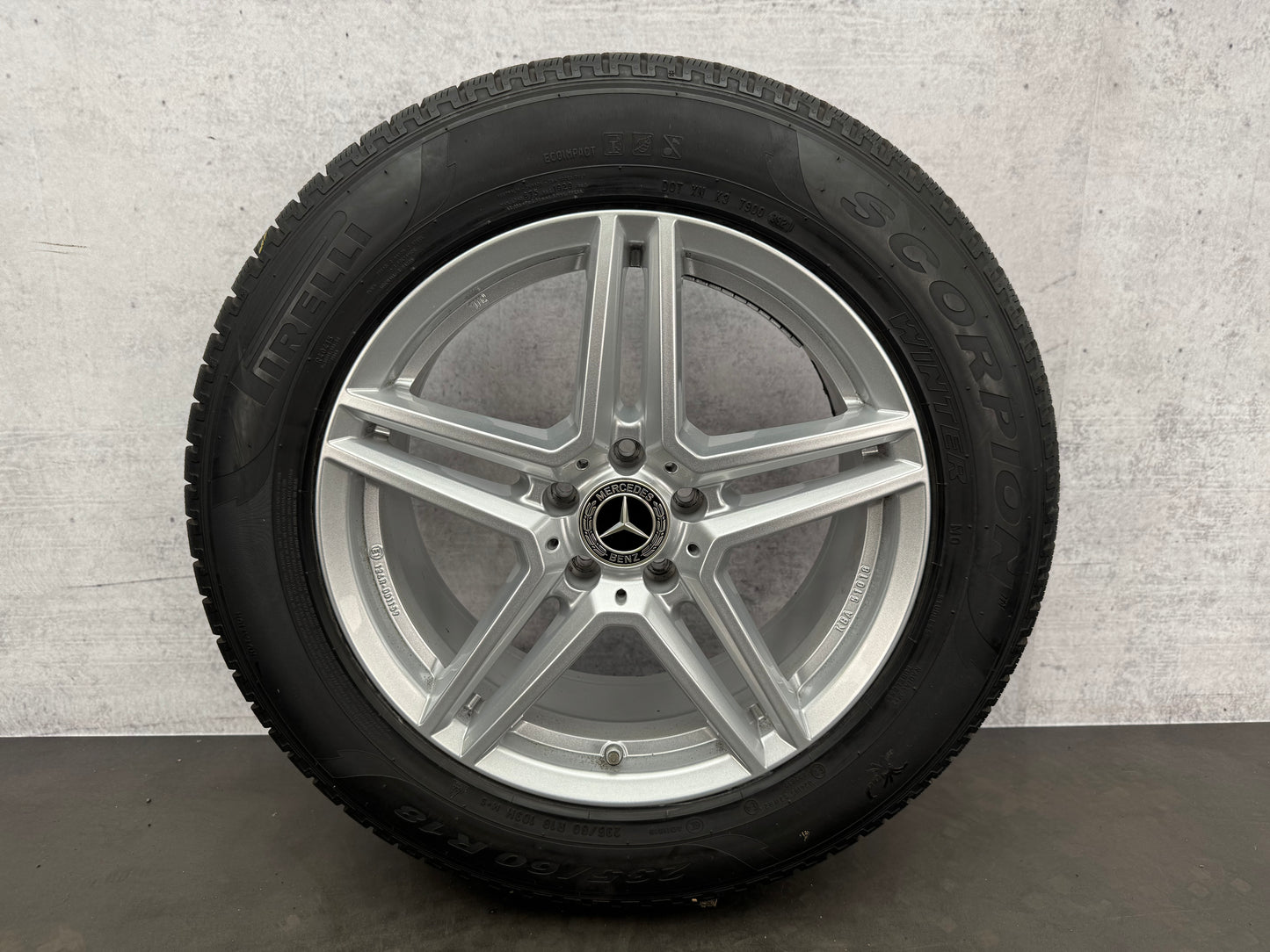 010601