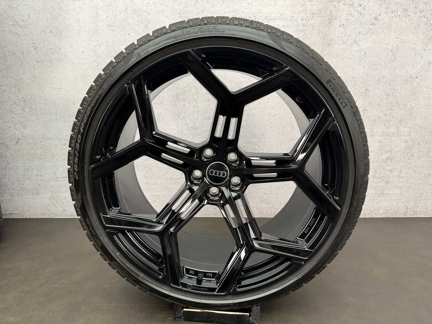011504