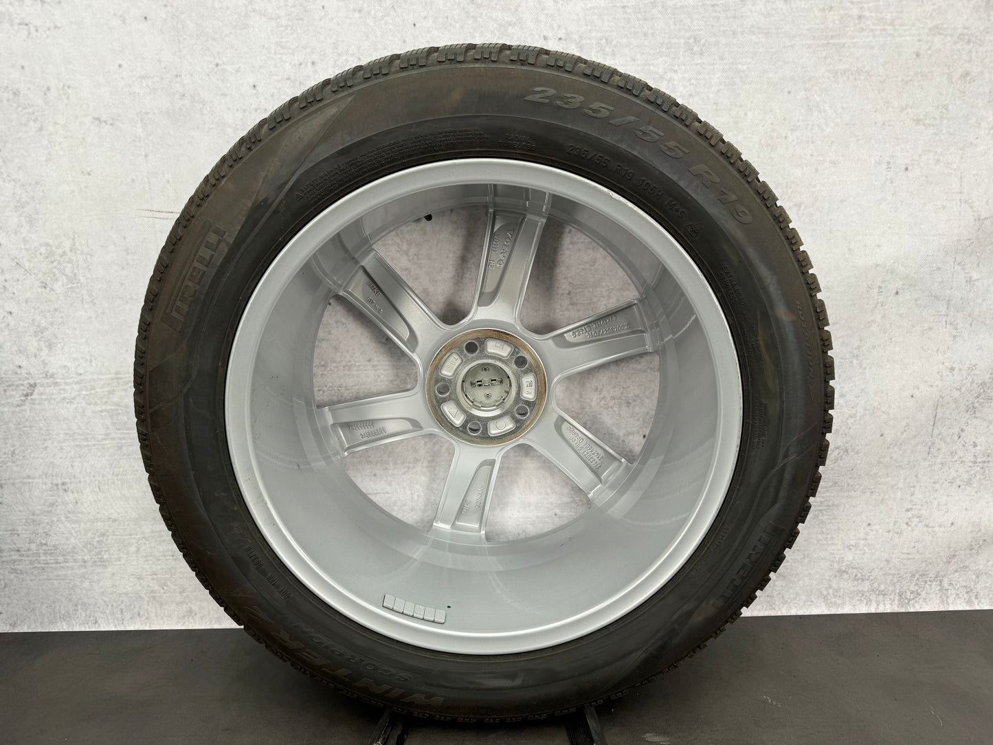 010281