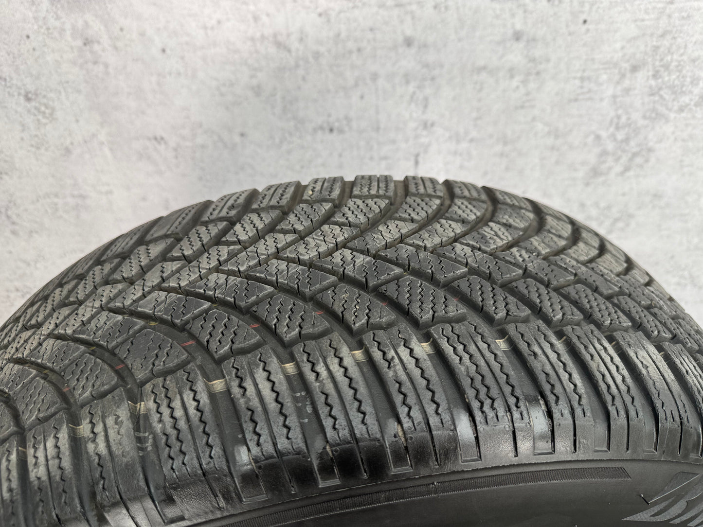 010715