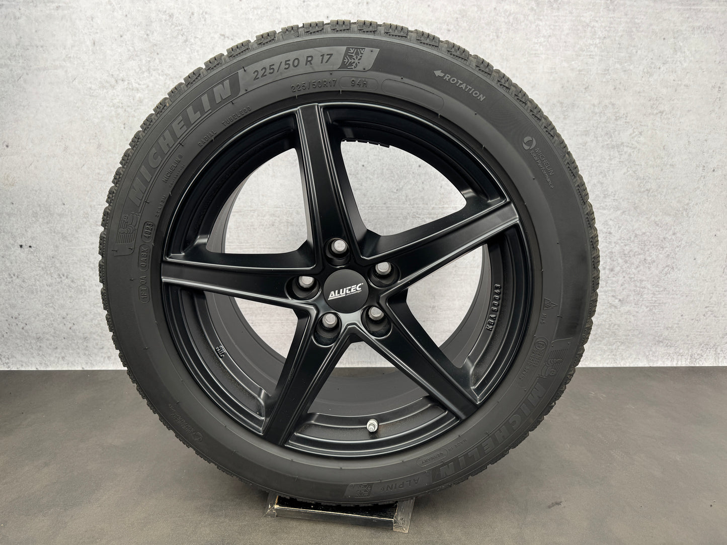 009716